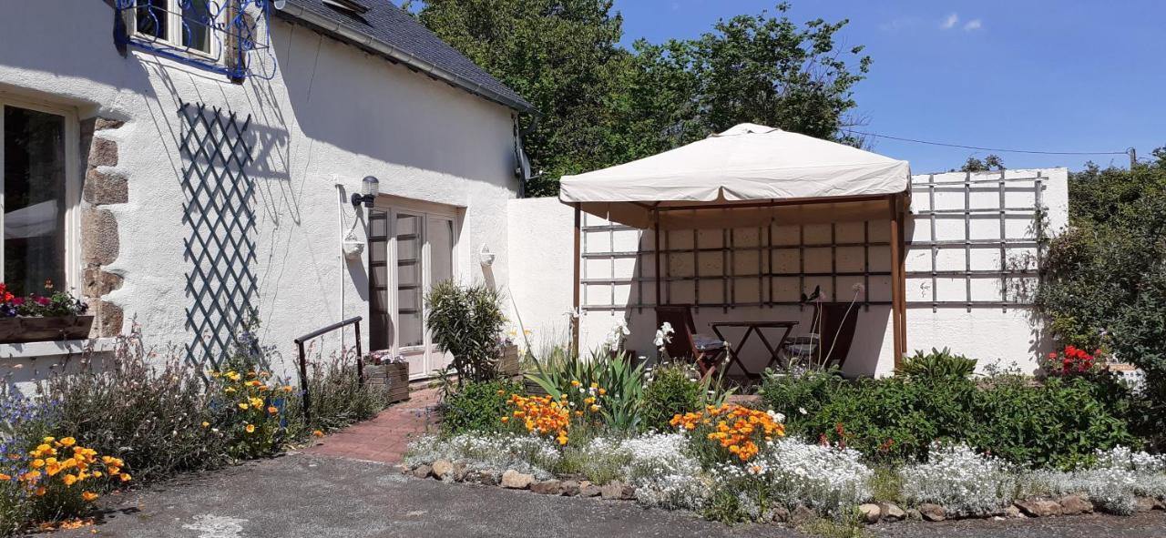 Private Farmhouse For Six In The Countryside Saint-Pierre-sur-Orthe Exterior foto